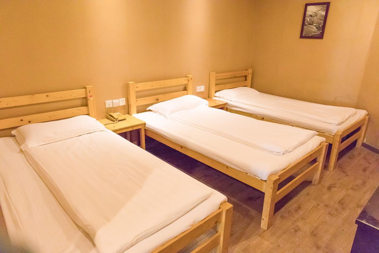 Shanghai Blue Mountain Youth Hostel - Luwan Екстериор снимка