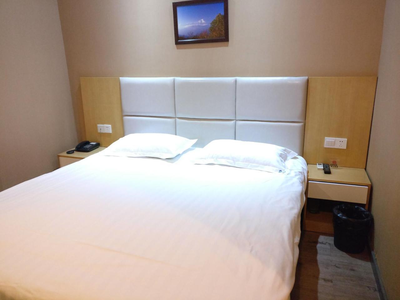 Shanghai Blue Mountain Youth Hostel - Luwan Екстериор снимка
