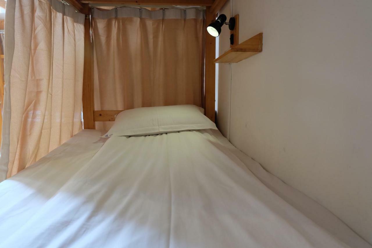 Shanghai Blue Mountain Youth Hostel - Luwan Екстериор снимка